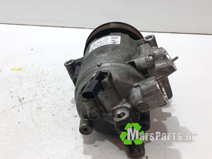 Pompa klimatyzacji z Volkswagen Polo V (6R) 1.2 TDI 12V BlueMotion 2011