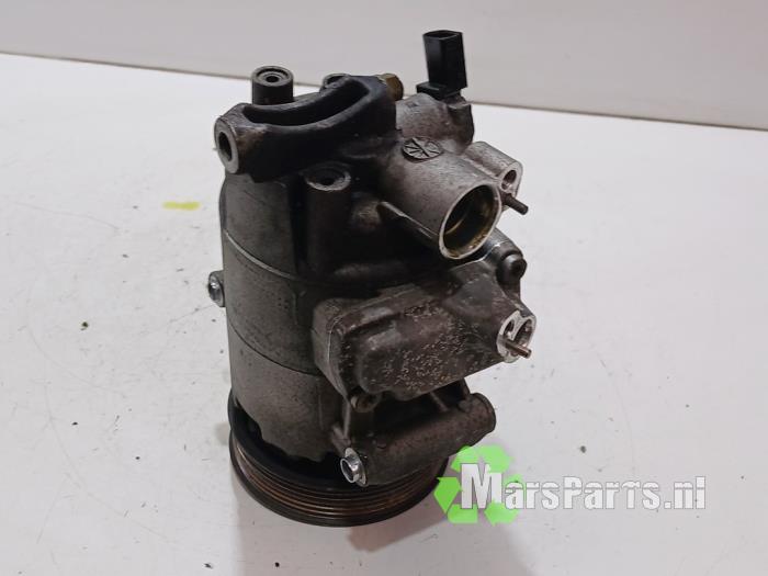 Pompa klimatyzacji z Volkswagen Polo V (6R) 1.2 TDI 12V BlueMotion 2011