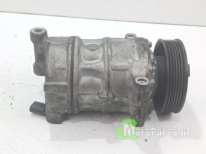 Pompa klimatyzacji z Volkswagen Polo V (6R) 1.2 TDI 12V BlueMotion 2011