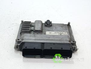 Używane Komputer sterowania silnika Volkswagen Polo V (6R) 1.2 TDI 12V BlueMotion Cena € 60,00 Procedura marży oferowane przez Autodemontagebedrijf De Mars