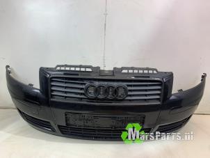 Begagnade Främre stötfångare Audi A3 (8P1) 1.6 16V FSI Pris € 50,00 Marginaltabell erbjuds av Autodemontagebedrijf De Mars
