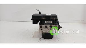 Używane Pompa ABS Skoda Fabia II Combi 1.2 TDI 12V Greenline Cena € 50,00 Procedura marży oferowane przez Autodemontagebedrijf De Mars