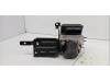 ABS-pump från en Skoda Fabia II Combi 1.2 TDI 12V Greenline 2012