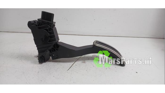 Pedal gazu z Audi A3 Sportback (8YA) 1.5 35 TFSI 16V Mild Hybrid 2024