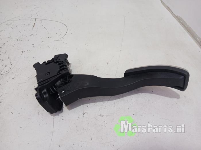 Pedal gazu z Audi A3 Sportback (8YA) 1.5 35 TFSI 16V Mild Hybrid 2024