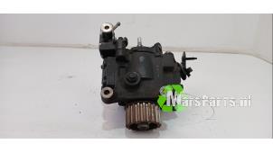 Gebruikte Brandstofpomp Mechanisch Renault Megane III Grandtour (KZ) 1.5 dCi 110 Prijs € 95,00 Margeregeling aangeboden door Autodemontagebedrijf De Mars