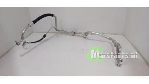 Używane Przewód klimatyzacji Audi A3 Sportback (8YA) 1.5 35 TFSI 16V Mild Hybrid Cena € 60,00 Procedura marży oferowane przez Autodemontagebedrijf De Mars