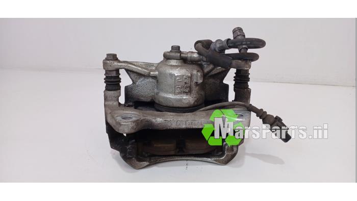 Zacisk hamulcowy prawy przód z Audi A3 Sportback (8YA) 1.5 35 TFSI 16V Mild Hybrid 2024