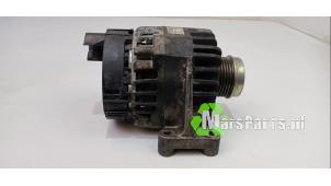 Gebruikte Dynamo Fiat Bravo (198A) 1.4 T-Jet 16V 120 Prijs € 50,00 Margeregeling aangeboden door Autodemontagebedrijf De Mars