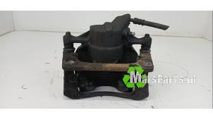 Używane Zacisk hamulcowy prawy przód Peugeot Partner (EA//EF/EN/EU) 1.5 BlueHDi 75 Cena € 50,00 Procedura marży oferowane przez Autodemontagebedrijf De Mars