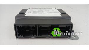 Używane Modul poduszki powietrznej Peugeot Partner (EA//EF/EN/EU) 1.5 BlueHDi 75 Cena € 185,00 Procedura marży oferowane przez Autodemontagebedrijf De Mars