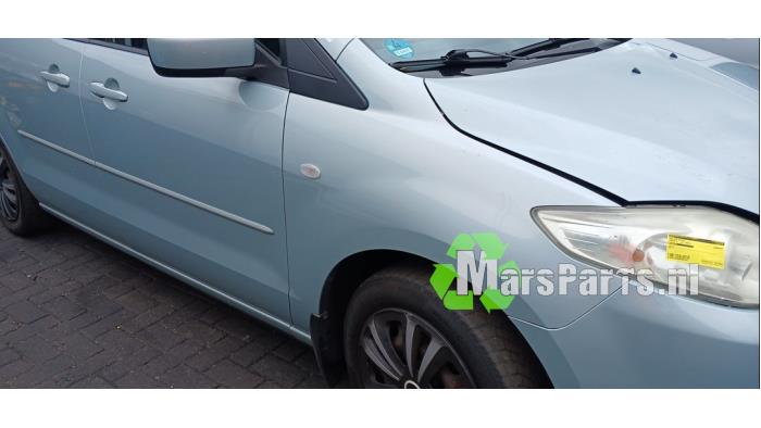 Blotnik prawy przód z Mazda 5 (CR19) 1.8i 16V 2005