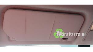 Używane Oslona przeciwsloneczna Mazda 5 (CR19) 1.8i 16V Cena € 30,00 Procedura marży oferowane przez Autodemontagebedrijf De Mars