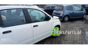 Gebruikte Portier 4Deurs rechts-voor Fiat Panda/Pandina (312) 0.9 TwinAir 65 Prijs € 200,00 Margeregeling aangeboden door Autodemontagebedrijf De Mars