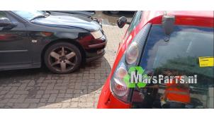 Begagnade Baklykta, vänster Citroen C1 1.0 12V Pris € 30,00 Marginaltabell erbjuds av Autodemontagebedrijf De Mars