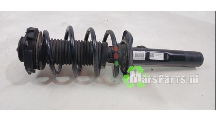 Amortyzator lewy przód z Volkswagen Caddy Combi IV 1.4 TSI 16V 2017