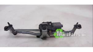 Używane Silnik i mechanizm wycieraczki Volkswagen Caddy Combi IV 1.4 TSI 16V Cena € 50,00 Procedura marży oferowane przez Autodemontagebedrijf De Mars