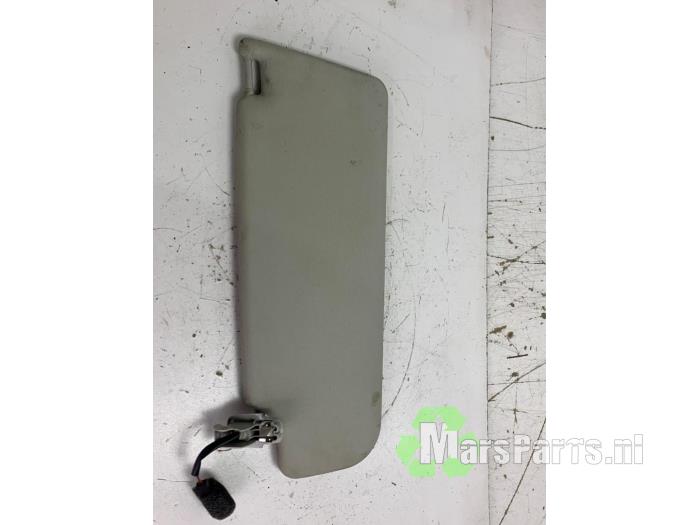 Oslona przeciwsloneczna z Volkswagen Polo V (6R) 1.2 TDI 12V BlueMotion 2011