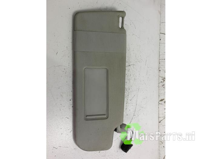 Oslona przeciwsloneczna z Volkswagen Polo V (6R) 1.2 TDI 12V BlueMotion 2011