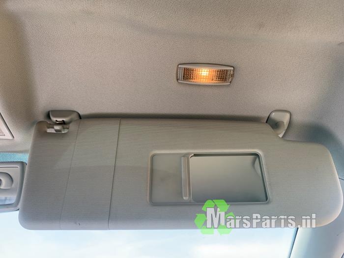 Oslona przeciwsloneczna z Volkswagen Polo V (6R) 1.2 TDI 12V BlueMotion 2011