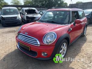 Gebruikte Aandrijfas rechts-voor Mini Clubman (R55) 1.6 16V Cooper Prijs € 50,00 Margeregeling aangeboden door Autodemontagebedrijf De Mars