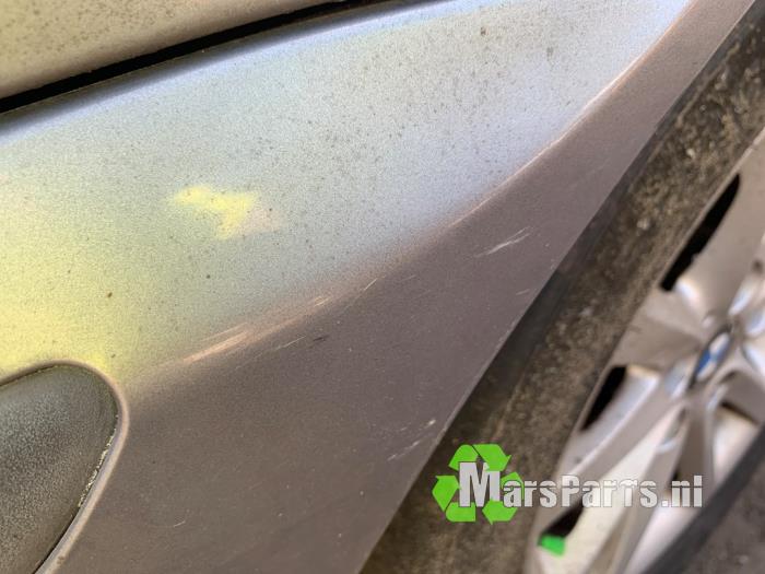 Bakre stötfångare från en BMW 3 serie (E46/4) 316i 16V 2003