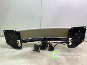 Begagnade Dragkrok Tesla Model 3 Long Range AWD 75 kWh Pris € 475,00 Marginaltabell erbjuds av Autodemontagebedrijf De Mars