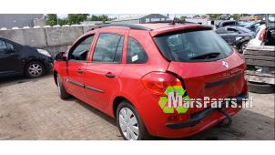 Begagnade Bakre bromsok, vänster Renault Clio III Estate/Grandtour (KR) 1.2 16V TCE 100 Pris € 40,00 Marginaltabell erbjuds av Autodemontagebedrijf De Mars