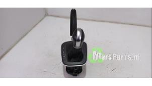 Gebruikte Selectiehendel automaat Volkswagen Polo V (6R) 1.4 TDI 12V 90 Prijs € 125,00 Margeregeling aangeboden door Autodemontagebedrijf De Mars