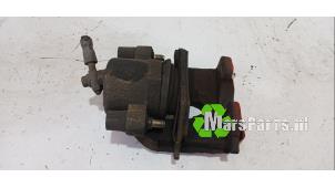 Używane Zacisk hamulcowy prawy przód Volkswagen Polo V (6R) 1.4 TDI 12V 90 Cena € 25,00 Procedura marży oferowane przez Autodemontagebedrijf De Mars