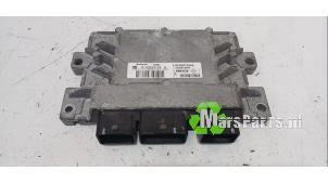 Używane Komputer sterowania silnika Dacia Sandero I (BS) 1.2 16V Cena € 50,00 Procedura marży oferowane przez Autodemontagebedrijf De Mars