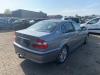 BMW 3 serie (E46/4) 316i 16V Tanklucka