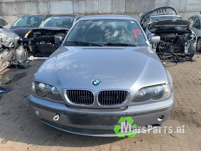 Torkarmotor + mekanism från en BMW 3 serie (E46/4) 316i 16V 2003