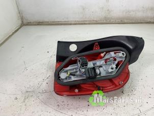 Używane Tylne swiatlo pozycyjne lewe Renault Modus/Grand Modus (JP) 1.4 16V Cena € 35,00 Procedura marży oferowane przez Autodemontagebedrijf De Mars