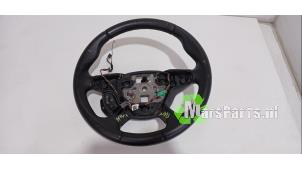 Używane Kierownica Ford Focus 3 Wagon 1.0 Ti-VCT EcoBoost 12V 100 Cena € 65,00 Procedura marży oferowane przez Autodemontagebedrijf De Mars