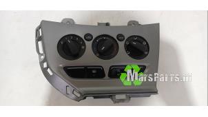 Używane Panel sterowania nagrzewnicy Ford Focus 3 Wagon 1.0 Ti-VCT EcoBoost 12V 100 Cena € 30,00 Procedura marży oferowane przez Autodemontagebedrijf De Mars
