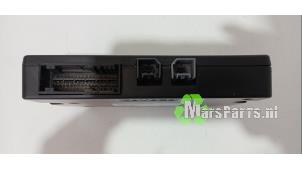 Używane Modul Bluetooth Ford Focus 3 Wagon 1.0 Ti-VCT EcoBoost 12V 100 Cena € 50,00 Procedura marży oferowane przez Autodemontagebedrijf De Mars