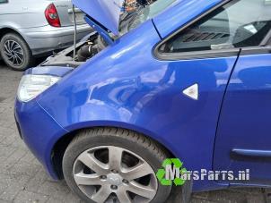 Używane Ekran lewy przód Mitsubishi Colt CZC 1.5 16V Cena € 50,00 Procedura marży oferowane przez Autodemontagebedrijf De Mars