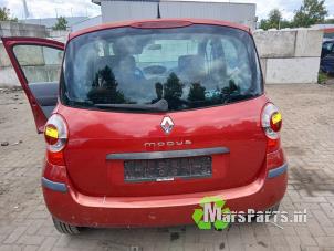 Używane Zderzak tylny Renault Modus/Grand Modus (JP) 1.6 16V Cena € 40,00 Procedura marży oferowane przez Autodemontagebedrijf De Mars