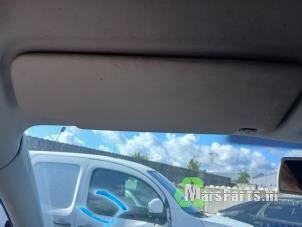 Używane Oslona przeciwsloneczna Volkswagen Touran (1T1/T2) 1.9 TDI 105 Euro 3 Cena € 30,00 Procedura marży oferowane przez Autodemontagebedrijf De Mars