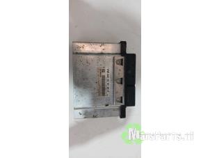 Używane Komputer sterowania silnika Volkswagen Polo V (6R) 1.2 TSI 16V BlueMotion Technology Cena € 80,00 Procedura marży oferowane przez Autodemontagebedrijf De Mars