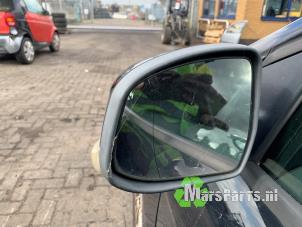 Używane Lusterko zewnetrzne lewe Ford Focus 3 Wagon 1.0 Ti-VCT EcoBoost 12V 125 Cena € 100,00 Procedura marży oferowane przez Autodemontagebedrijf De Mars