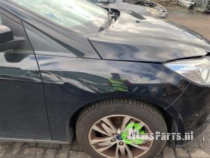 Używane Blotnik prawy przód Ford Focus 3 Wagon 1.0 Ti-VCT EcoBoost 12V 125 Cena € 100,00 Procedura marży oferowane przez Autodemontagebedrijf De Mars
