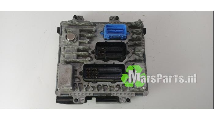 Dator, motorstyrning från en Opel Corsa E 1.3 CDTi 16V ecoFLEX 2017