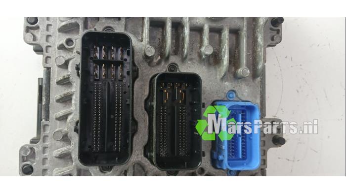 Dator, motorstyrning från en Opel Corsa E 1.3 CDTi 16V ecoFLEX 2017