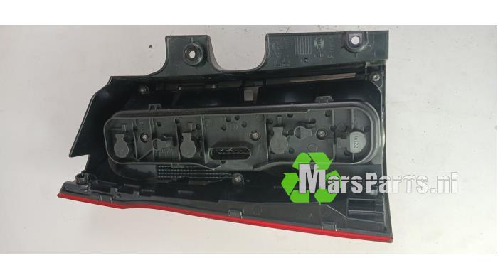 Baklykta, höger från en Mercedes-Benz Vito (447.6) 2.0 114 CDI 16V 2024