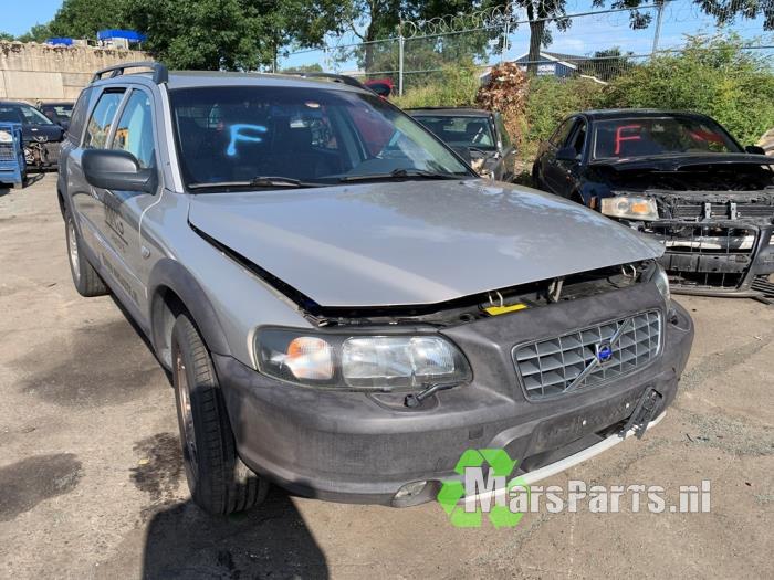 Mellanaxel från en Volvo XC70 (SZ) XC70 2.4 T 20V 2001