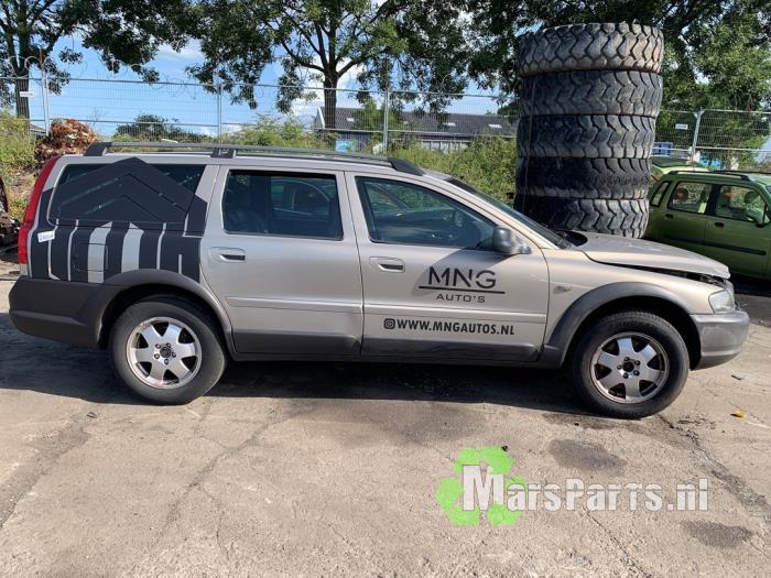 Mellanaxel från en Volvo XC70 (SZ) XC70 2.4 T 20V 2001