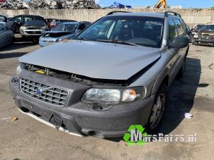 Gebruikte Tussenas Volvo XC70 (SZ) XC70 2.4 T 20V Prijs € 120,00 Margeregeling aangeboden door Autodemontagebedrijf De Mars
