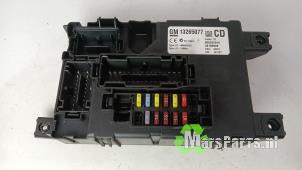 Gebruikte Zekeringkast Opel Corsa D 1.0 Prijs € 85,00 Margeregeling aangeboden door Autodemontagebedrijf De Mars